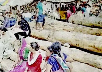 ମହାପ୍ରଭୁଙ୍କ ରଥକାଠର ପବିତ୍ରତା ନଷ୍ଟ ହେଉଛି : ରଥକାଠକୁ ଅଇଁଠା ହାତରେ ସ୍ପର୍ଶ କରୁଛନ୍ତି