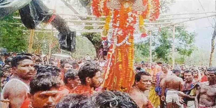 ରଣପୁର ବ୍ଲକ୍ ବଜ୍ରକୋଟ ଗାଁରେ : ୯ ଦିନ ଧରି ଚାଲି ଆସୁଥିବା ଉଦଣ୍ଡ ଝାମୁଯାତ୍ରା ଉଦ୍‌ଯାପିତ
