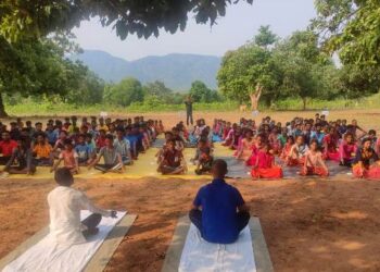 BSF ର ଯୋଗ ପ୍ରଶିକ୍ଷଣ ଶିବିର ଓ ଜାତୀୟ ପତାକା ସଚେତନା ଶିବିର