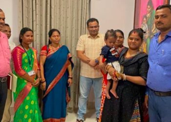 ଗଜପତି ଜିଲ୍ଲାର ପୋଷ୍ୟ ସନ୍ତାନ ଗ୍ରହଣ କେନ୍ଦ୍ରର ୨୯ତମ ଶିଶୁକୁ ପଶ୍ଚିମବଙ୍ଗ ଦମ୍ପତ୍ତିଙ୍କ ପୋଷ୍ୟ ସନ୍ତାନ ଗ୍ରହଣ