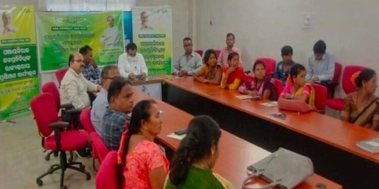 ଗଜପତି ଜିଲ୍ଲାର ନଵନିର୍ବାଚିତ ଜନପ୍ରତିନିଧି ମାନଙ୍କ ଦକ୍ଷତା ବୃଦ୍ଧି ଓ ପ୍ରଶିକ୍ଷଣ କର୍ମଶାଳା – ଭିଡିଓ କନଫରେନ୍ସ ଜରିଆରେ ଉଦଘାଟିତ