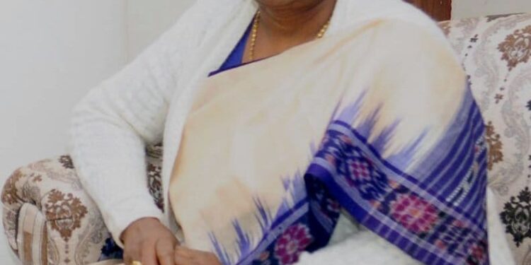 ଶ୍ରୀମତୀ ଦ୍ରୌପଦୀ ମୁର୍ମୁ ଙ୍କ ବିଷୟରେ ପଦେ…