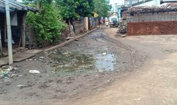 ନର୍ଲାରେ ଡ୍ରେନ ବ୍ୟବସ୍ଥା ଥାଇ ରାସ୍ତାରେ ଜମୁଛି ପାଣି