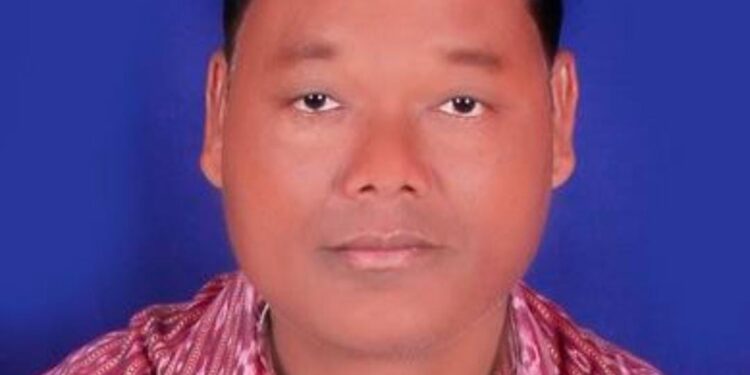 ଭିଜିଲାନ୍ସ ଜାଲରେ ଝାରବନ୍ଧ ଗୋଷ୍ଠୀ ଶିକ୍ଷା ଅଧିକାରୀ ରଞ୍ଜିତ ଭୋଇ