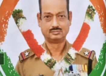 କାନ୍ଦୁଛି ଗାଁ, କାନ୍ଦୁଛି ମା : ସମସ୍ତଙ୍କ ଆଖିରୁ ଝରୁଛି ଧାର ଧାର ଲୁହ – ଶହୀଦ ଯବାନ ବୈକୁଣ୍ଠନାଥ ପ୍ରଧାନ