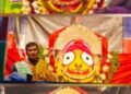 ପାରଳାଖେମୁଣ୍ଡି ସ୍ଥିତ ବଡ଼ଦାଣ୍ଡ ରେ ଥିବା ରଥ ଉପରେ ହଜାର ହଜାର ଶ୍ରଦ୍ଧାଳୁ ଭକ୍ତମାନଙ୍କୁ : ଶ୍ରୀଜୀଉ ମାନେ ସୁନା ବେଶରେ ଦର୍ଶନ ଦେଇଛନ୍ତି