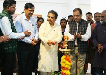 ଓଡିଶା ଲଳିତ କଳା ଏକାଡ଼େମୀ ତରଫରୁ ବାଙ୍ଗାଲୋର ଠାରେ ଆଦିବାସୀ ଚିତ୍ରକଳା ଶିବିର