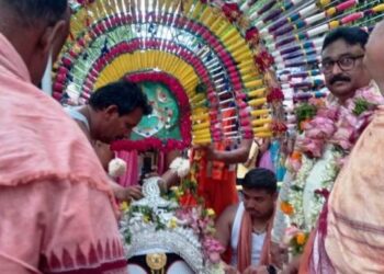 ବୌଦ୍ଧର ପ୍ରସିଦ୍ଧ ବାହୁଡା ଯାତ୍ରା ମହାସମାରୋହରେ ପାଳିତ : ତିନି ଠାକୁରଙ୍କୁ ମନ୍ଦିରରୁ ଗୋଟିପହଣ୍ଡିରେ ଅଣାଯାଇଥିଲା