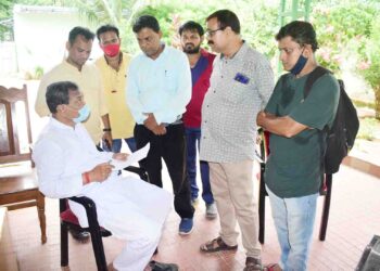 ସାମ୍ବାଦିକଙ୍କ ସୁରକ୍ଷା ଆଇନ ପ୍ରଣୟନ ଓ ମୃତ ସାମ୍ବାଦିକଙ୍କ ପରିବାରଙ୍କୁ ସହାୟତା ଦାବିରେ – ମନ୍ତ୍ରୀଙ୍କ ସହ ଆଲୋଚନା