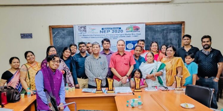 ଡଃ ଅରୁନ୍ଧତୀ ଦେବୀଙ୍କୁ ବୀର ବାଜି ରାଉତ ସମ୍ମାନ – ୨୦୨୨ ପ୍ରଦାନ