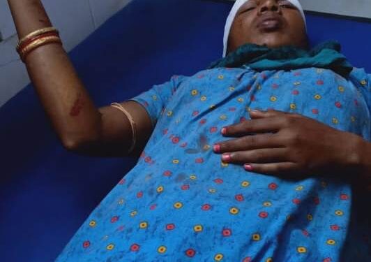 ଘର ଭିତରକୁ ପଶିଲା ବେଦାନ୍ତ ଆମ୍ବୁଲାନ୍ସ, ଜଣେ ଆହତ