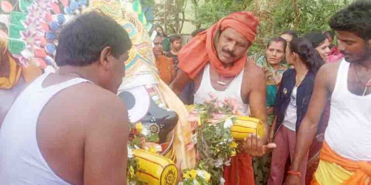 ନର୍ଲା,ରୁପ୍ରାରୋଡ ସମେତ ଅନ୍ୟାନ୍ୟ ସ୍ଥାନରେ ଘୋଷଯାତ୍ରା : ନର୍ଲାରେ ଦୁଇ ଦିନ ରଥଟଣା