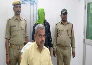 ମୋବାଇଲ ପ୍ରେମ ମହଙ୍ଗା ପଡିଲା : ପ୍ରେମିକାକୁ ପଥରରେ ଛେଚି ହତ୍ୟା କଲା ପ୍ରେମିକ
