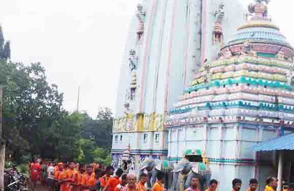 ଆରମ୍ଭ ହେଲା ମାସିକ ଶ୍ରାବଣୀ ଯାତ୍ରା : ବିଭିନ୍ନ ଶୈବପୀଠ ରେ ଭକ୍ତଙ୍କ ପ୍ରବଳ ଭିଡ଼