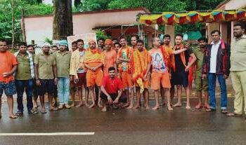 ଗୁପ୍ତେଶ୍ୱର ପୀଠରେ ଶ୍ରାବଣ ସୋମବାର ଉପଲକ୍ଷେ ବୋଲବମ ଭକ୍ତଙ୍କ ଆଗମନ