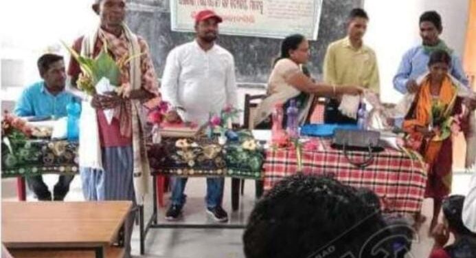 ମାଟେରୁ ହାଇସ୍କୁଲରେ ଅଭିଭାବକ ଓ ଶିକ୍ଷକ ବୈଠକ ଅନୁଷ୍ଠିତ ହୋଇଯାଇଛି