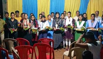 ବେଗୁନିଆଁ ବ୍ଲକ୍, ସିକୋ ଚନ୍ଦ୍ରଶେଖର ଦେବ ଉଚ୍ଚ ବିଦଚୟାଳୟ ରେ : ଦଶମ ଶ୍ରେଣିର ବାର୍ଷିକ ପରୀକ୍ଷାରେ ସର୍ବୋଚ୍ଚ ନମ୍ବର ରଖି ପାଶ୍ କରିଥିବା ଛାତ୍ରଛାତ୍ରୀଙ୍କୁ – ସମ୍ବର୍ଦ୍ଧନା