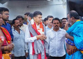 5T Secretary Visits Alarnath Temple