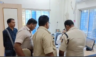 ବ୍ୟାଙ୍କରୁ ୮୦ ଲକ୍ଷ ଟଙ୍କା ଗାଏବ, କ୍ୟାସିଆର ଥାନାରେ ଅଟକ