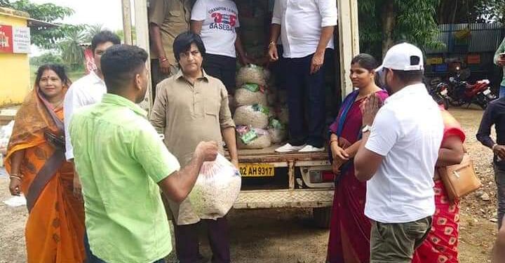 ବନ୍ୟା ବିପନ୍ନଙ୍କୁ ରିଲିଫ ଯୋଗାଣ : ରାଜ୍ୟସଭା ସାଂସଦ ମୁନା ଖାଁ