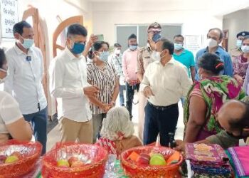 ମୁଖ୍ୟ ଶାସନ ସଚିବ ଦକ୍ଷତା ବିକାଶ ପ୍ରମୁଖ ଶାସନ ସଚିବ ଓ ୫ଟି ସଚିବଙ୍କ ସମ୍ବଲପୁର ଗସ୍ତ