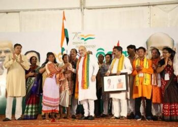 ଓଡିଶାରେ ‘ହର୍ ଘର୍ ତ୍ରିରଙ୍ଗା ଅଭିଯାନ’ର ଶୁଭାରମ୍ଭ କଲେ କେନ୍ଦ୍ରମନ୍ତ୍ରୀ ଅମିତ୍ ଶାହା