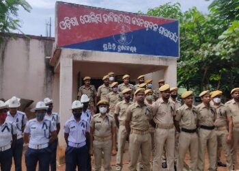 ଚୁକ୍ତିଭିତ୍ତିକ ଉଚ୍ଛେଦ ଦାବିରେ କଳା ବ୍ୟାଚ ପରିଧାନ ସପ୍ତମ ଦିନରେ