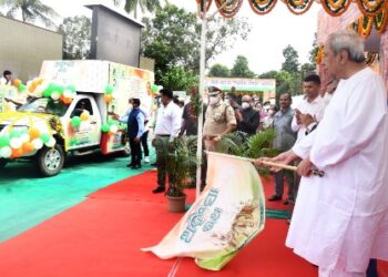 ‘ଅହିଂସା ରଥି’ ଅଭିଯାନର ଶୁଭାରମ୍ଭ କଲେ ମୁଖ୍ୟମନ୍ତ୍ରୀ ଶ୍ରୀ ନବୀନ ପଟ୍ଟନାୟକ ଅକେଫାବର ୨ ପର୍ଯ୍ୟନ୍ତ ସମସ୍ତ ଜିଲ୍ଲା ପରିକ୍ରମା କରିବ ଏହି ରଥ
