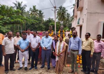 ପରିସରରେ ଅମୃତ ମହୋତ୍ସବ ଅବସରରେ ଦଶଟି ସ୍ଵାଧୀନତା ସଂଗ୍ରାମୀଙ୍କ ପ୍ରତିମୂର୍ତ୍ତିକୁ ଗଜପତି ଜଲ୍ଲାପାଳ