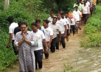 ବନ୍ୟା ବିପନ୍ନଙ୍କ ମୁହଁରେ ହସ ଫୁଟାଇଲା ପାଣ୍ଡବ ଜେନା ଫାଉଣ୍ଡେସନ !