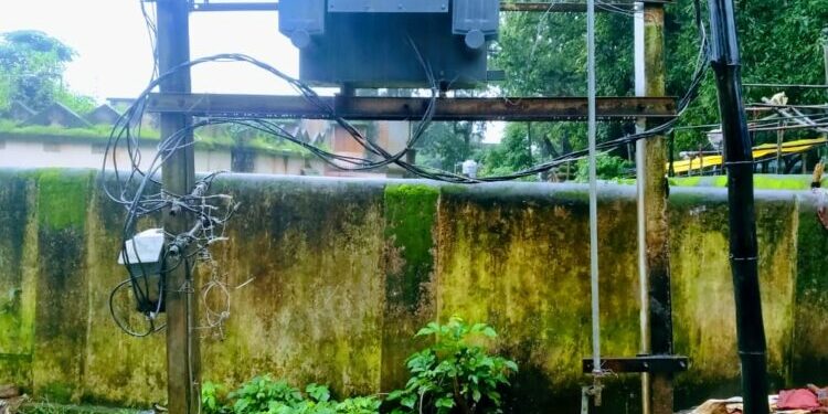 ବିପଦପୂର୍ଣ୍ଣ ମୁକୁଳା ଟ୍ରାନ୍ସଫର୍ମର, ତାରବାଡ଼ ଘେରାଉ ପାଇଁ ଦାବି
