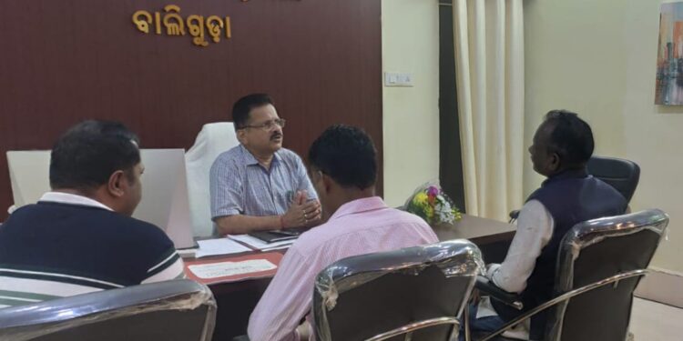 ବାଲିଗୁଡା : ବ୍ଲକ କଳା ସଂସ୍କୃତି ସଂଘ ପକ୍ଷରୁ ବାଲିଗୁଡା ବିଡ଼ିଓ ଙ୍କୁ ସ୍ୱାଗତ ସମ୍ବର୍ଦ୍ଧନା