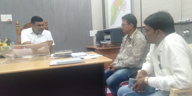 ମାଲକାନଗିରି ପୈ।ରପରିଷଦ ଅଞ୍ଚଳର ବିଭିନ୍ନ ସମସ୍ୟା ଓ ତା’ର ସମାଧାନ ନିମନ୍ତେ ବୈଠକ