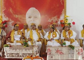 ମଣିଷ ସମାଜକୁ ଯାହା ଦିଏ ତାର କେଇଗୁଣ ଫେରିପାଏ
