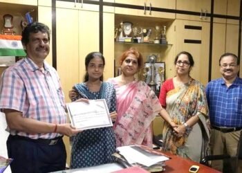 ବିଜେବି କଲେଜରେ ବୈଭବୀ ଦାଶଙ୍କୁ ଉଦୟନାଥ ସ୍ମାରକି ସମ୍ମାନ ପ୍ରଦ‌ାନ
