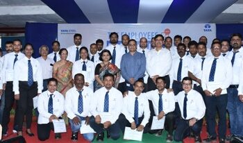 ଟାଟା ଷ୍ଟିଲ କଳିଙ୍ଗନଗର କର୍ମଚାରୀଙ୍କ ପାଇଁ ସପ୍ଲାଏ ଚେନ୍ ଓ ଲଜିଷ୍ଟିକ୍ ମ୍ୟାନେଜମେଣ୍ଟ  ଉପରେ ପାଠ୍ୟକ୍ରମର ସମାବର୍ତ୍ତନ ଉତ୍ସବ ଆୟୋଜିତ