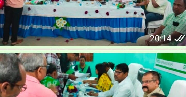 ମୋହନା ବ୍ଲକ ଅନ୍ତର୍ଗତ ଅଡବାଠାରେ ଗ୍ରାମ୍ୟମୁଖୀ ପ୍ରଶାସନ ସହ ସଂଯୁକ୍ତ ଜନ ଅଭିଯୋଗ ଶୁଣାଣୀ ଶିବିର ଅନୁଷ୍ଠିତ
