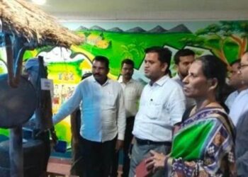ରାଜ୍ୟ ଶ୍ରମ ଓ ନିୟୋଜନ ବିଭାଗ ପ୍ରମୁଖ ସଚିବ ତଥା ସ୍ବତନ୍ତ୍ର ସଚିବଙ୍କ ଗଜପତି ଜିଲ୍ଲା ଗସ୍ତ ,ପଦ୍ମ ସାଗର ବୋଟିଙ୍ଗକୁ କଲେ ଉଦଘାଟନ