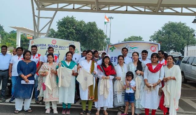 ଖୋର୍ଦ୍ଧାରୋଡ଼ ରେଳ ମଣ୍ଡଳ ଦ୍ଵାରା ମହାତ୍ମା ଗାନ୍ଧୀଙ୍କ ୧୫୩ ତମ ଜନ୍ମ ବାର୍ଷିକୀ ପାଳିତ