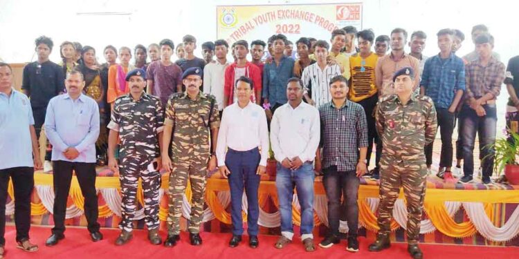 ୧୨୭ ବାଟାଲିୟନ୍ ସିଆରପିଏଫ୍ ପକ୍ଷରୁ ନିଆରା ପ୍ରୟାସ : ୧୪ତମ ଆଦିବାସୀ ଯୁବା ବିନିମୟ କାର୍ଯ୍ୟକ୍ରମ ଆରମ୍ଭ