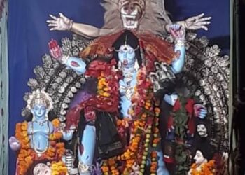 ଆଲୋକର ପର୍ବ ଦୀପାବଳି ଓ କାଳୀ ପୂଜା ବୈପାରିଗୁଡା ଉତ୍ସବ ମୁଖର : ଝଲସୁଛି ତୋରଣ