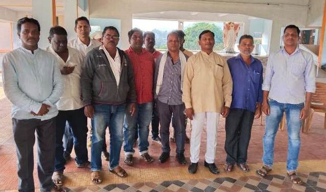 ମୁଖ୍ୟମନ୍ତ୍ରୀଙ୍କ ଠାରେ ଉତ୍କଳ ପାଣ ଖ୍ରୀଷ୍ଟିଆନ ସମାଜ ଲୋକଙ୍କୁ ଥଇଥାନ ପାଇଁ ମୋହନା ନିର୍ବାଚନ ମଣ୍ଡଳୀ ସଦସ୍ୟଙ୍କ ଦାବି ଉପସ୍ଥାପନା