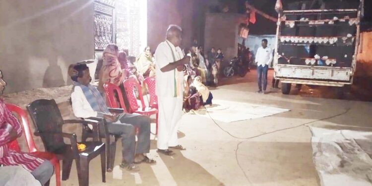 କଂଗ୍ରେସ ପ୍ରାର୍ଥୀ ସତ୍ୟ ଭୂଷଣ ସାହୁ ଙ୍କ ମାରାଥନ ପ୍ରଚାର : ବୟସ ହାର ମାନୁଛି ତାଙ୍କ ପାଖରେ