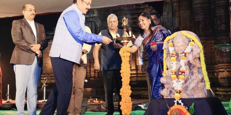 ରାଜାରାଣୀ ସଂଗୀତ ଉତ୍ସବର ତୃତୀୟ ତଥା ଉଦଯାପନୀ ସଂଧ୍ୟା