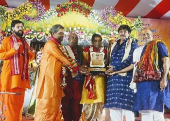 ଶ୍ରୀ ଜଗନ୍ନାଥ ପଞ୍ଚରାତ୍ର ମହୋତ୍ସବରେ ଡ଼ଃ ଆର୍ଯ୍ୟକୁମାର ଜ୍ଞାନେନ୍ଦ୍ରଙ୍କୁ, ଶ୍ରୀଜଗନ୍ନାଥ ସେବା ସମ୍ମାନରେ ସମ୍ବର୍ଦ୍ଧିତ