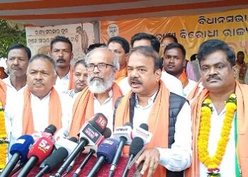 ୨୨ବର୍ଷର ବିଜେଡି ଶାସନରେ ଚାଷୀ ଆତ୍ମହତ୍ୟା ଓ ଚାଷୀ ଅନାହାର ଆଜି ଶୀର୍ଷରେ ପଂହଚିଛି : ପ୍ରତାପ ଷଡଙ୍ଗୀ