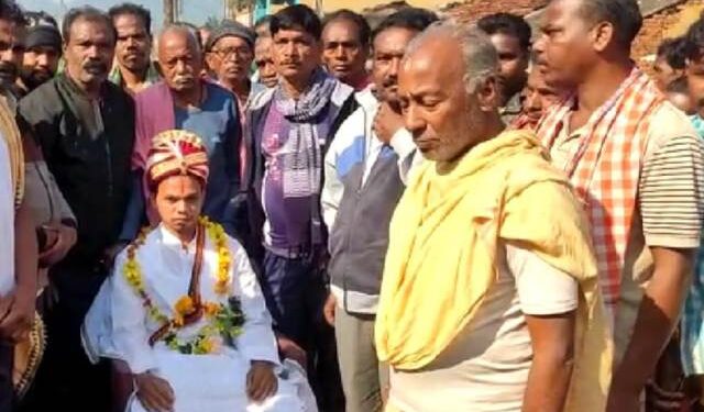 ବାଲିଗୁଡାର ମୁଠାହେଡ଼ ସାଧୁପାତ୍ର ଙ୍କ ଅକାଳ ବିୟୋଗ : ଉତ୍ତରାଧିକାରୀ ଭାବେ ପୁଅ ପ୍ରଶାନ୍ତ ପାତ୍ର ଅଭିଷିକ୍ତ