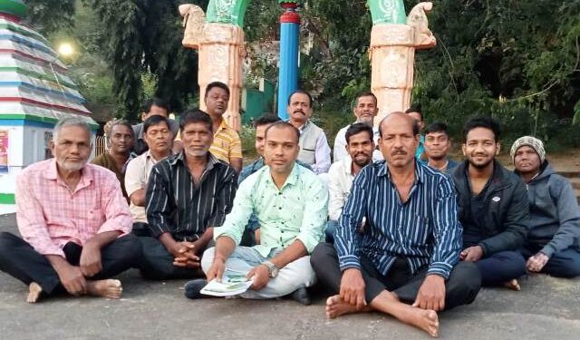 ଖବରକାଗଜ ବିତରକଙ୍କ ବୈଠକ ; ଶୀତପୋଷାକ ପ୍ରଦାନ ପାଇଁ ଦାବି