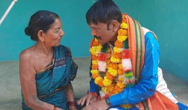 ପଦ୍ମପୁର : ଜୋରଦାର ପ୍ରଚାରରେ ପ୍ରଦୀପ ପୁରୋହିତ – ମୁଁ ଜୀବନ ଥିବା ପର୍ଯ୍ୟନ୍ତ ଅଞ୍ଚଳର ସେବା କରିଆସୁଛି ଓ କରିବି