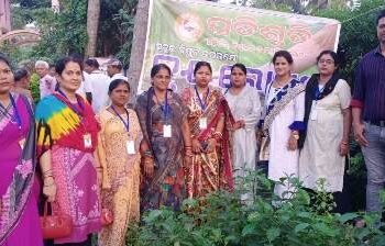 ପବିତ୍ର ଅଁଳା ନବମୀ ଅବସରରେ ପ୍ରତିଶ୍ରୁତି  ପରିବାରର ଏକ ବୃକ୍ଷରୋପଣ କାର୍ଯ୍ୟକ୍ରମ ଅନୁଷ୍ଠିତ ହୋଇଯାଇଛି